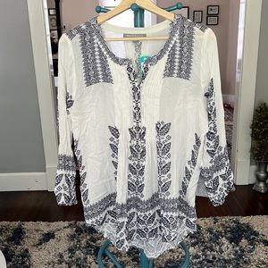 Daniel Rainn Stitch Fix Exclusive top